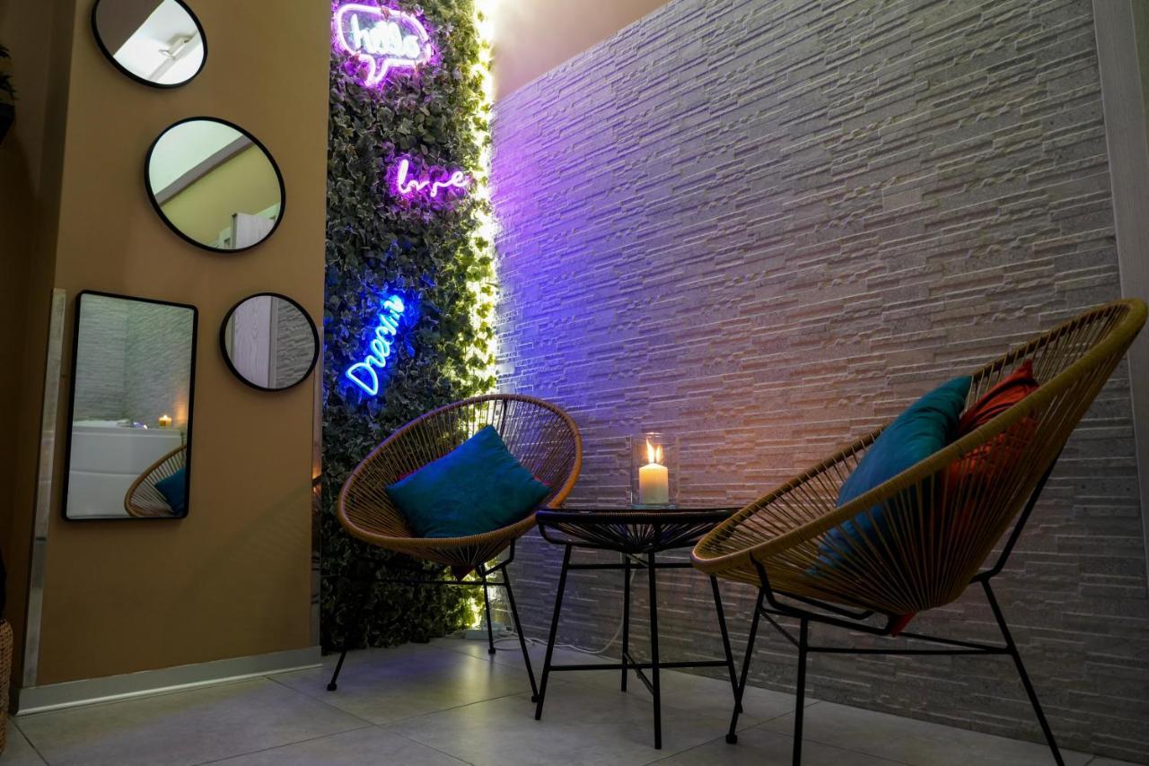 Ferienwohnung La Chicca Di Carola Bari Exterior foto