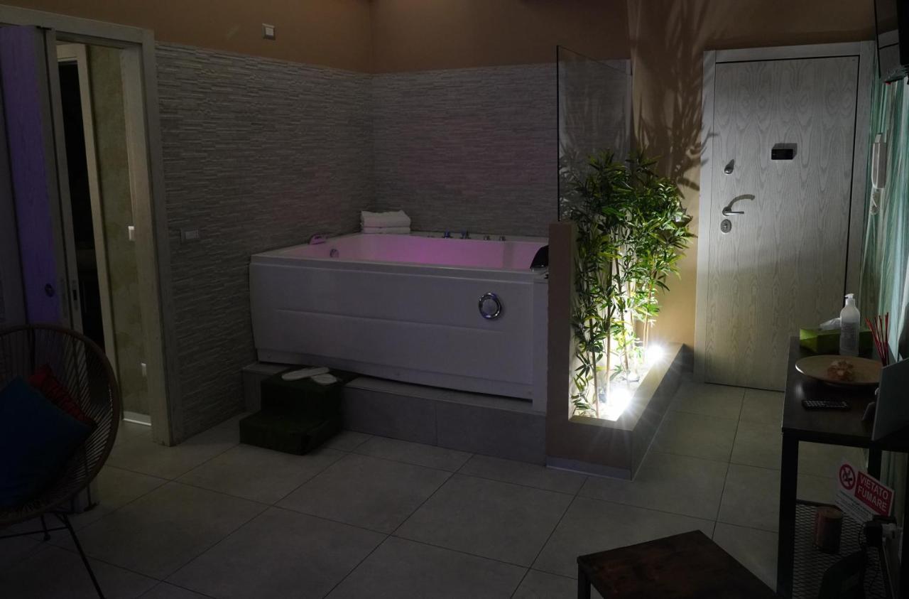 Ferienwohnung La Chicca Di Carola Bari Exterior foto